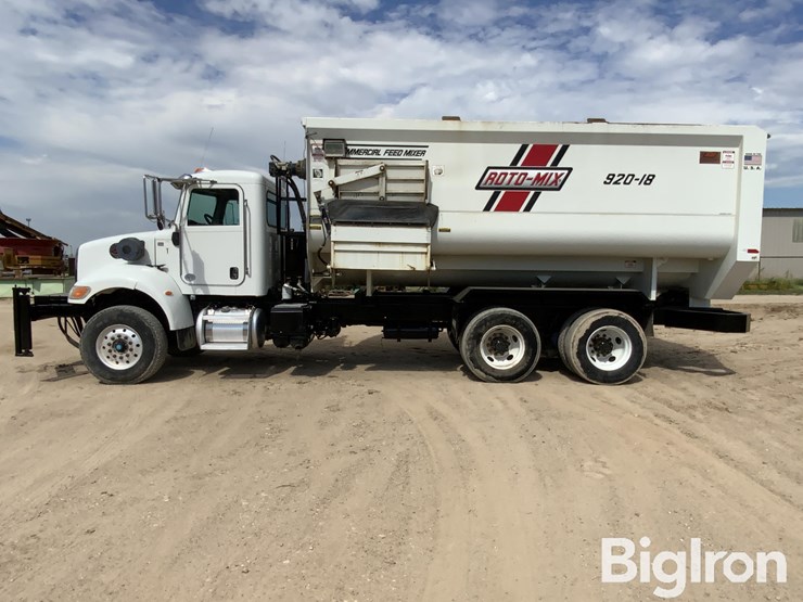 2017-peterbilt-348-image-8