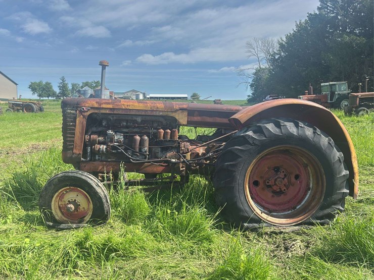 massey-ferguson-95-image-2
