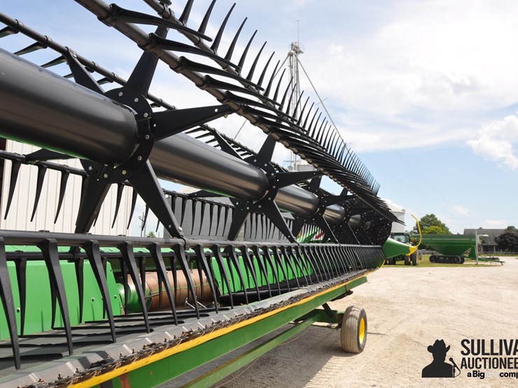 2018-john-deere-635fd-image-14
