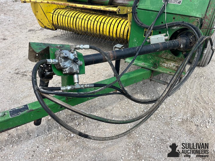john-deere-337-image-9