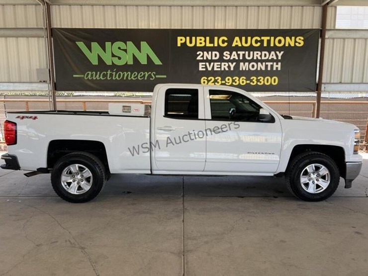 2015-chevrolet-silverado-1500-image-1