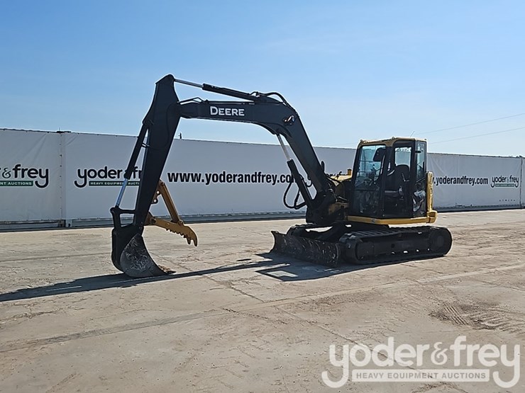 2015-deere-85g-image-2