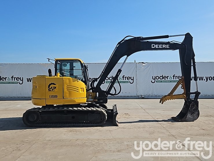 2015-deere-85g-image-6