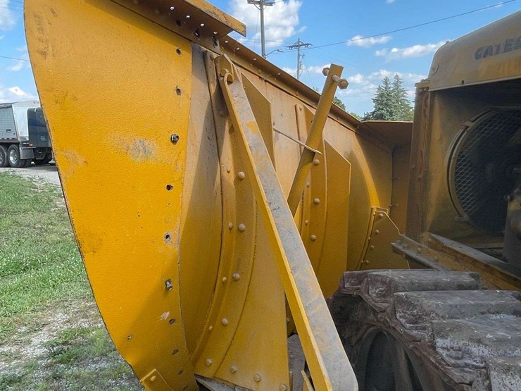 caterpillar-sixty-image-78
