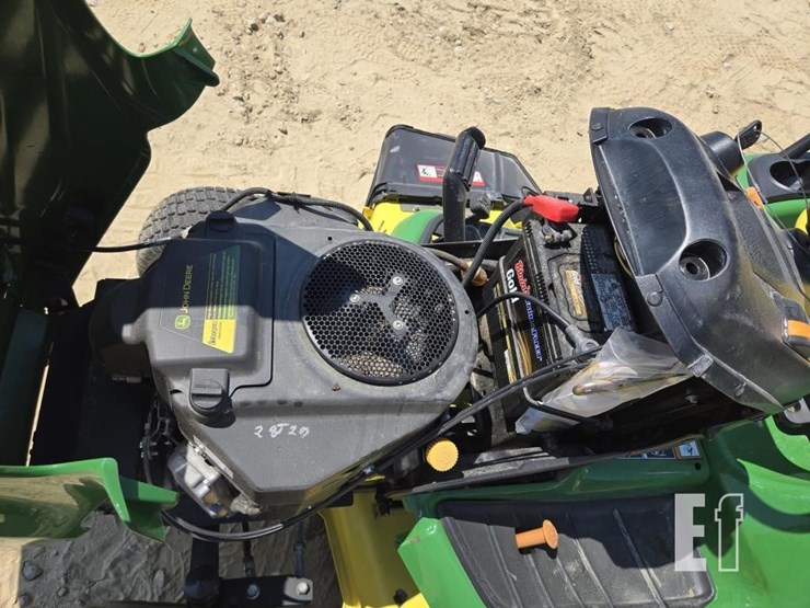 2013-john-deere-x530-image-11