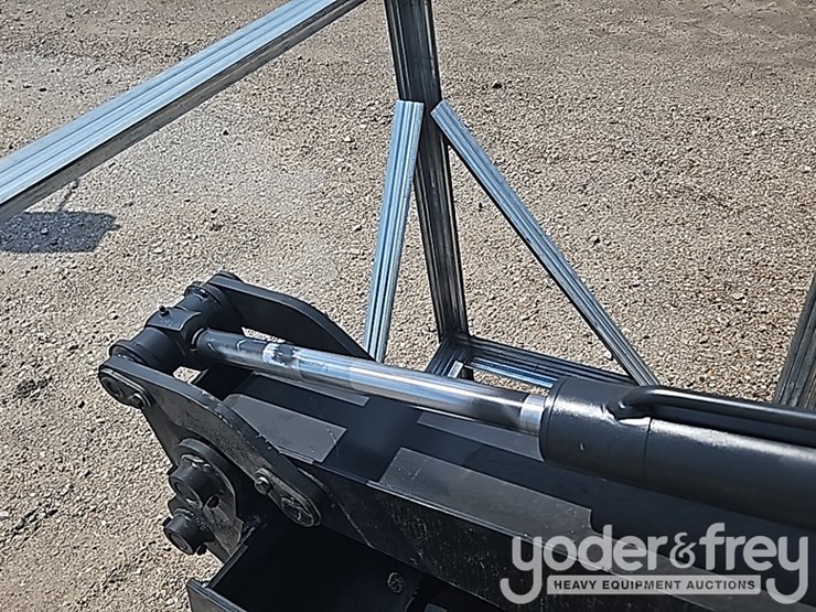 unused-jct-hd-backhoe-arm-to-suit-skidsteer-image-9