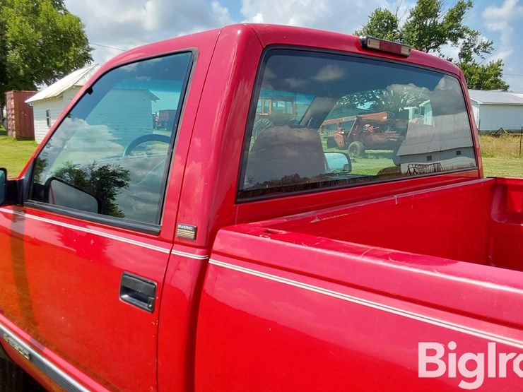 1996-chevrolet-silverado-2500-image-19