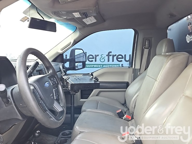 2019-ford-f550-image-60