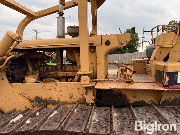 caterpillar-d6c-image-10