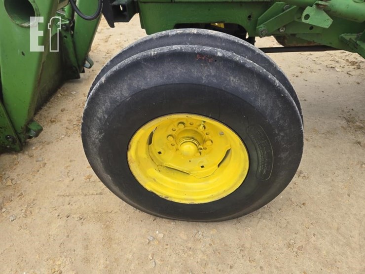 john-deere-2640-image-15