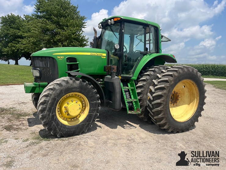 2009-john-deere-7430-premium-image-1