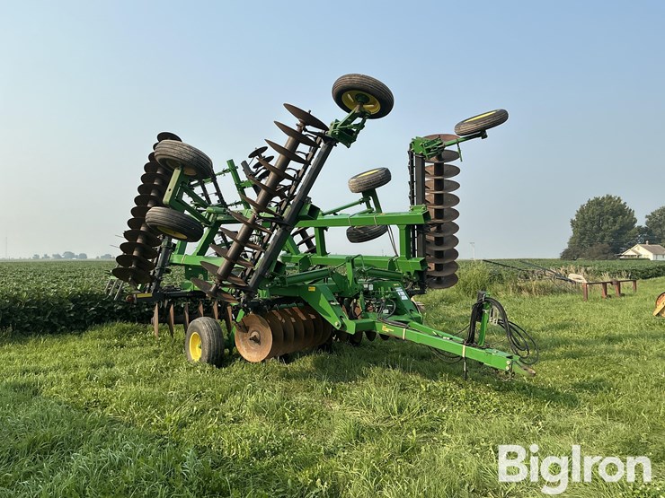 john-deere-637-image-3