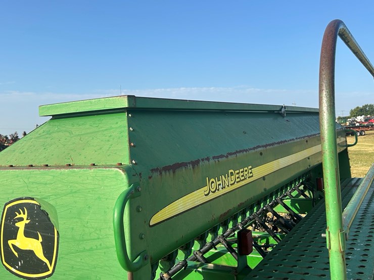 john-deere-1590-image-9