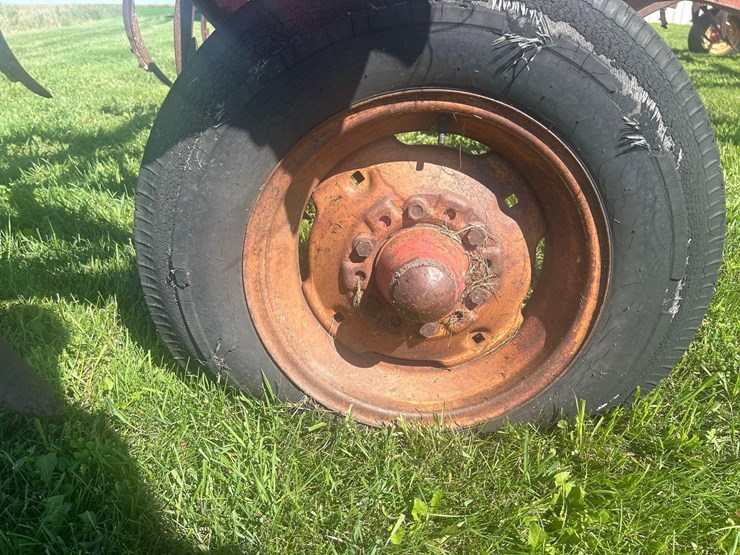 massey-ferguson-14-image-11