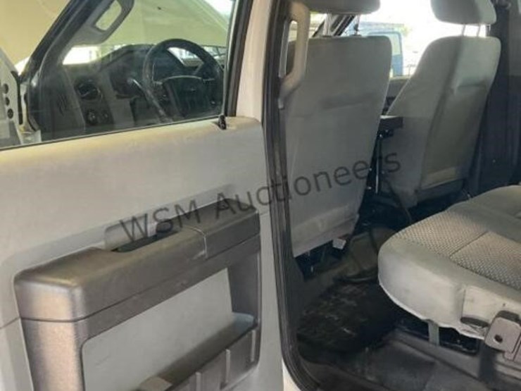 2016-ford-f350-image-26