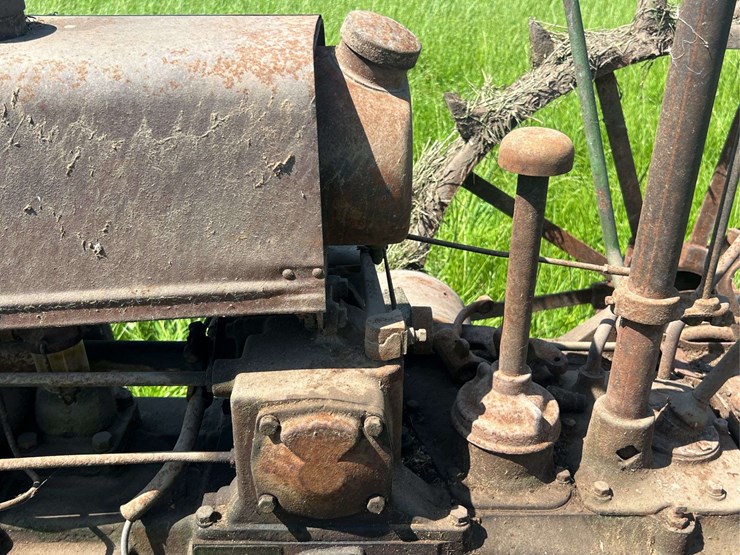 john-deere-model-b-image-46