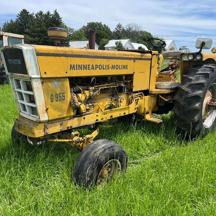 MINNEAPOLIS MOLINE G955