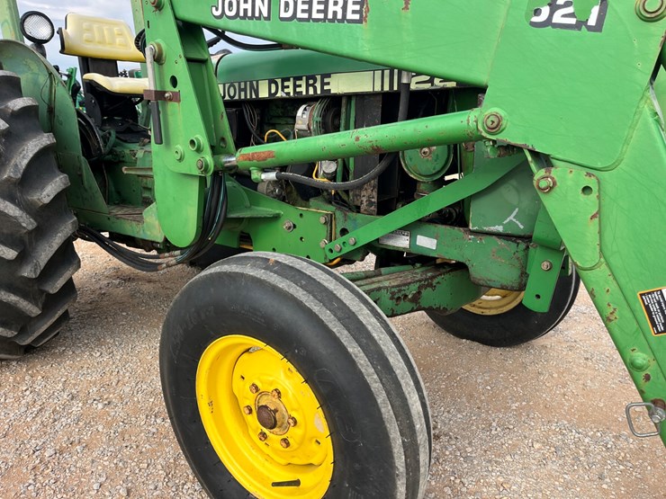 1976-john-deere-2240-image-6