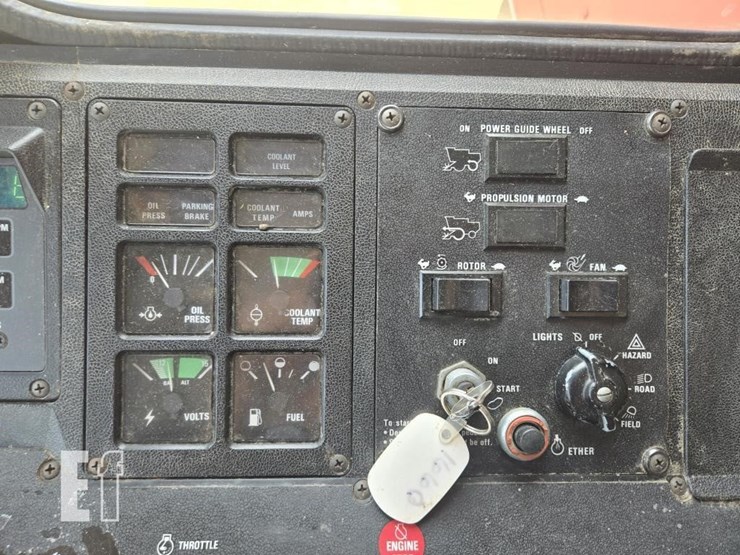 1992-case-ih-1660-image-24