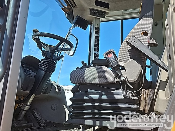 2017-volvo-l110h-image-58