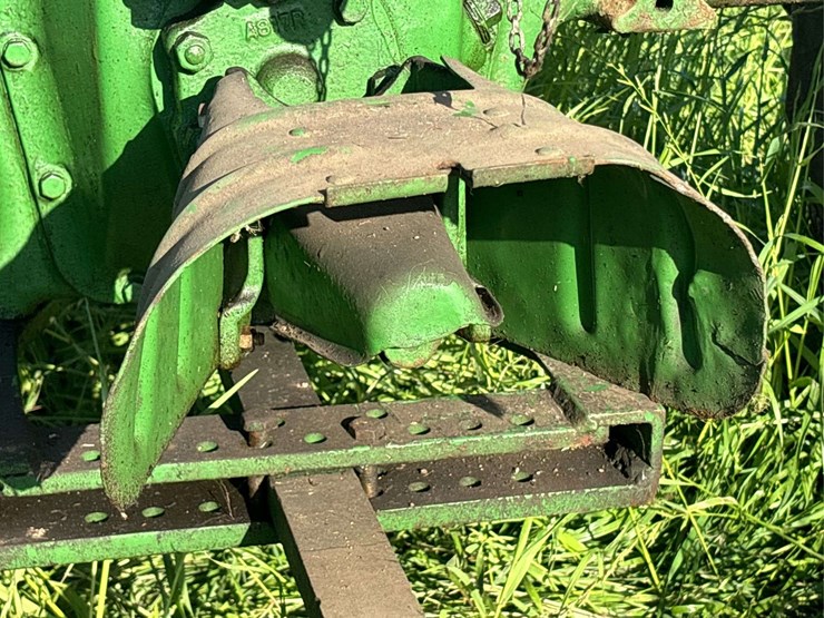 john-deere-model-b-image-38