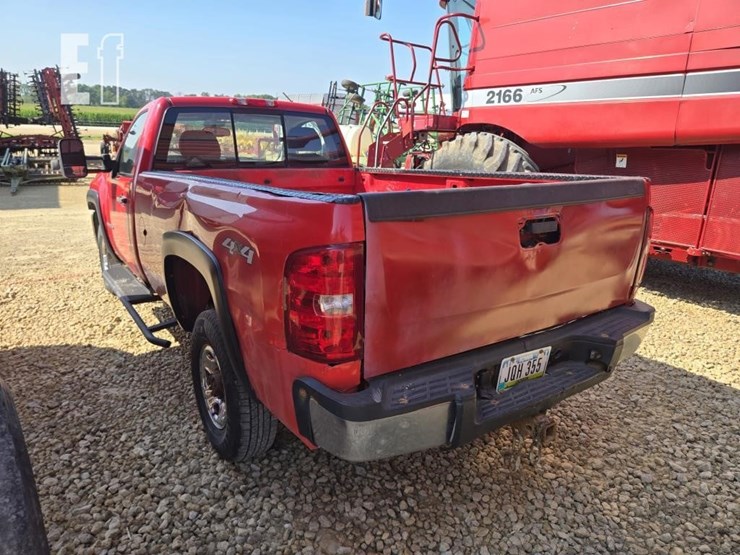 2008-chevrolet-silverado-2500hd-image-11