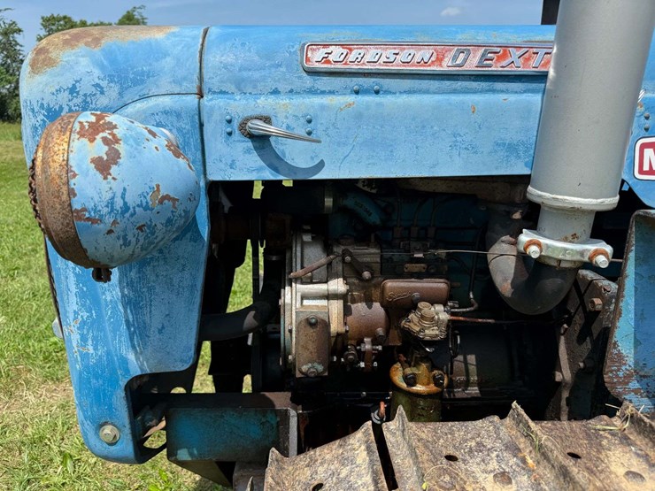 fordson-dexta-image-11
