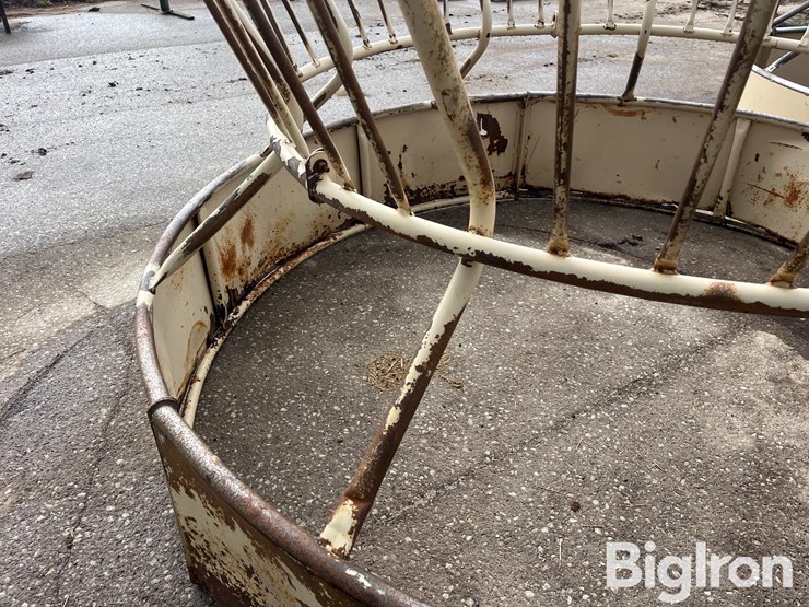 bale-feeders-image-16