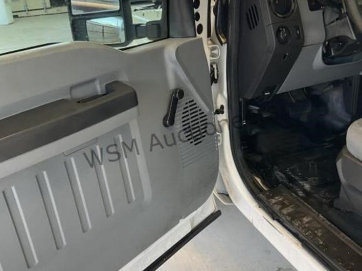 2013-ford-f250-image-24