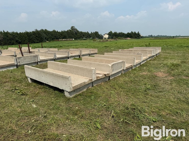 concrete-h-bunks-image-1