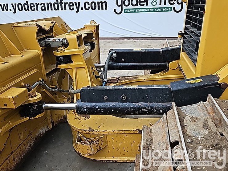 2019-caterpillar-d6n-lgp-image-26
