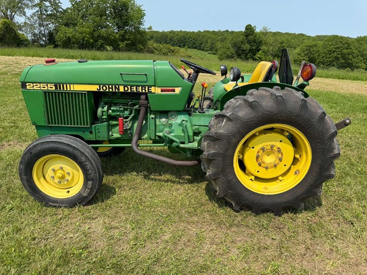 john-deere-2255-image-7
