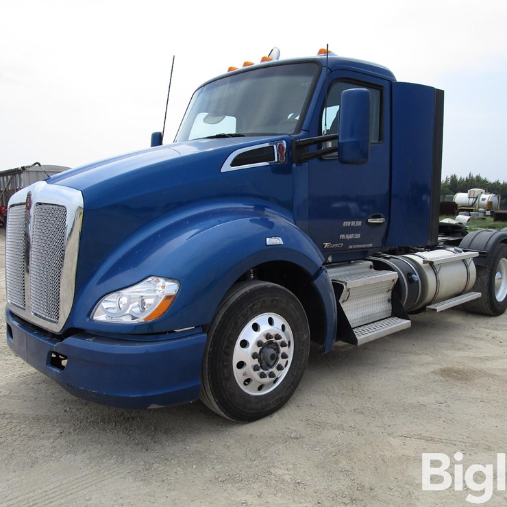 2021 KENWORTH T680