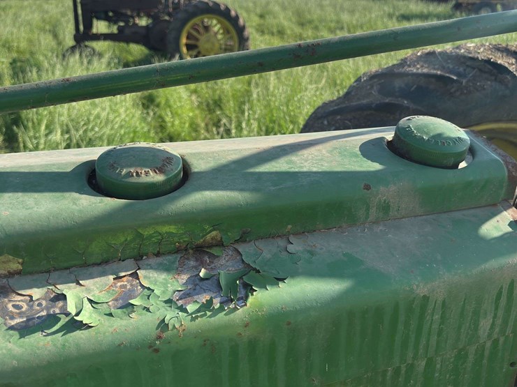 john-deere-model-b-image-42