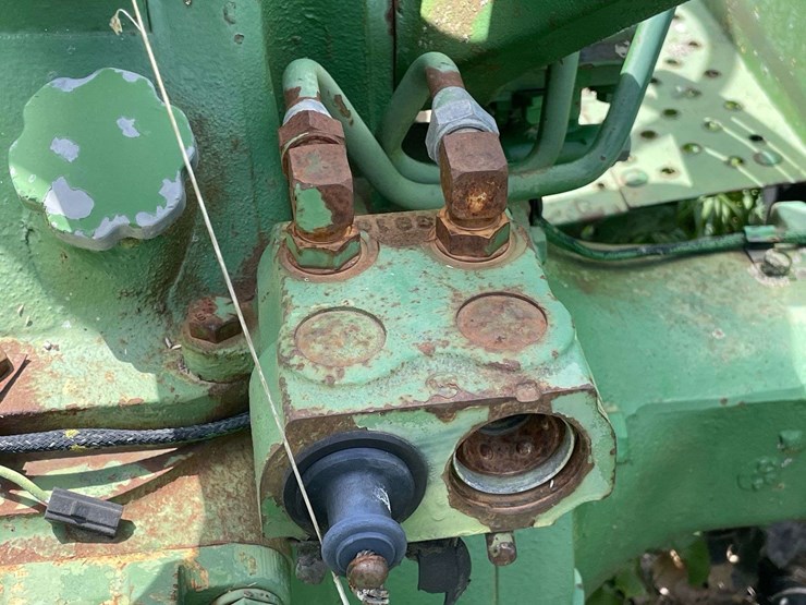 john-deere-2030-image-49