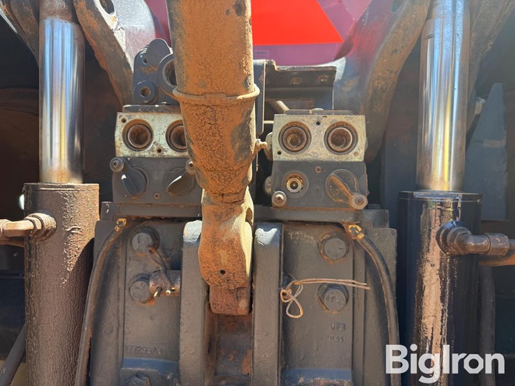 2005-case-ih-mx255-image-12