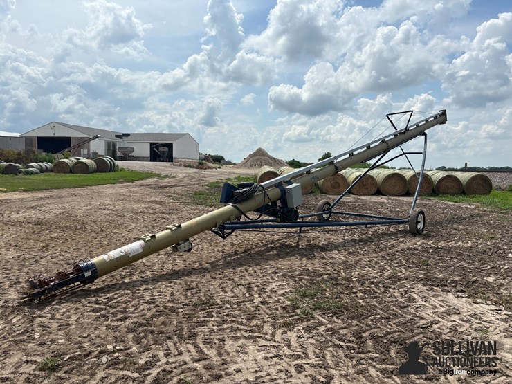 harvest-international-t1052-image-1