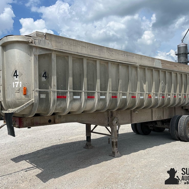 1977 TRAILMOBILE TRAILER