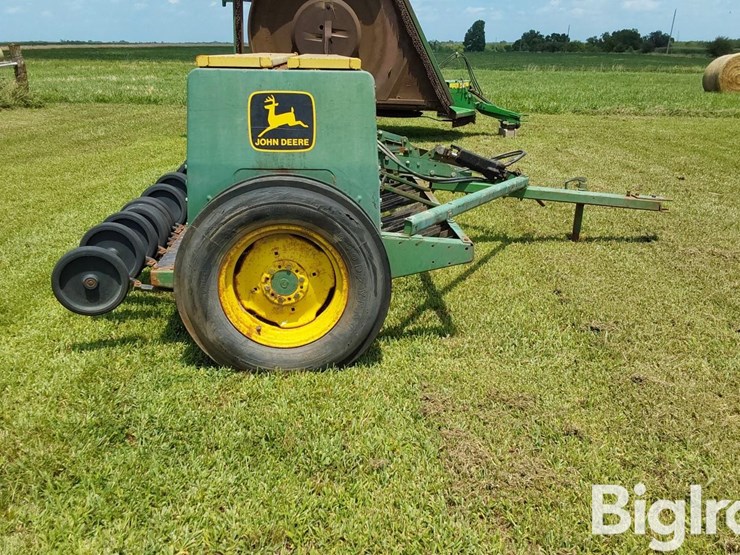 john-deere-8350-image-4