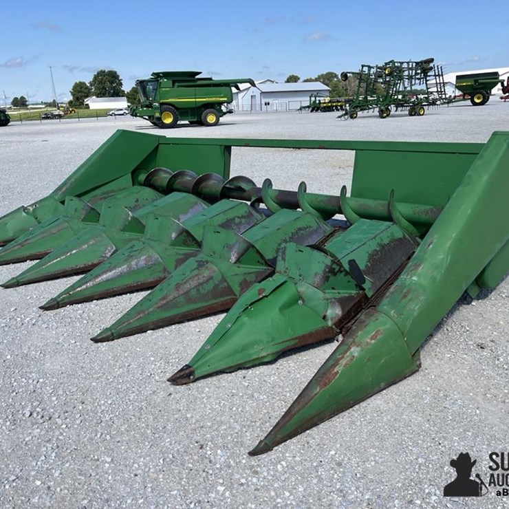 JOHN DEERE 643