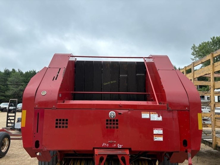 new-holland-br7090-image-5