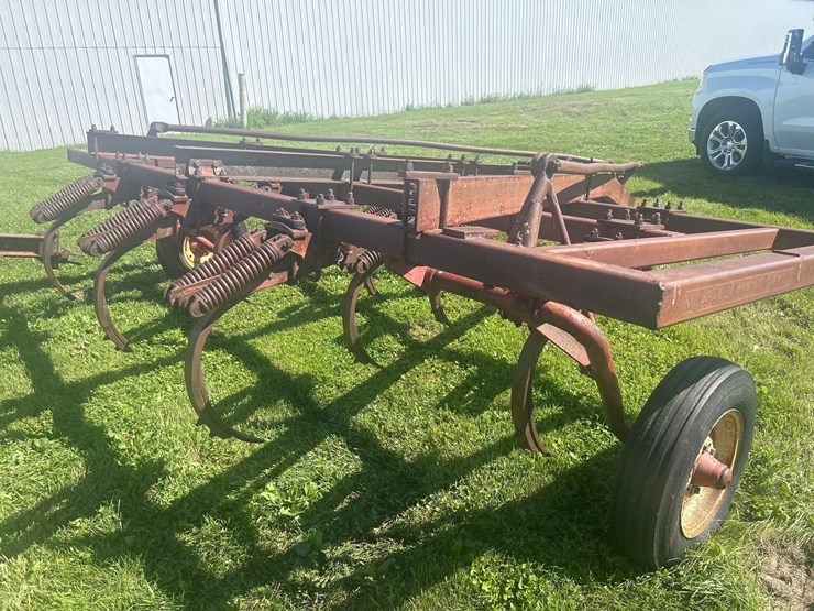 massey-ferguson-14-image-19