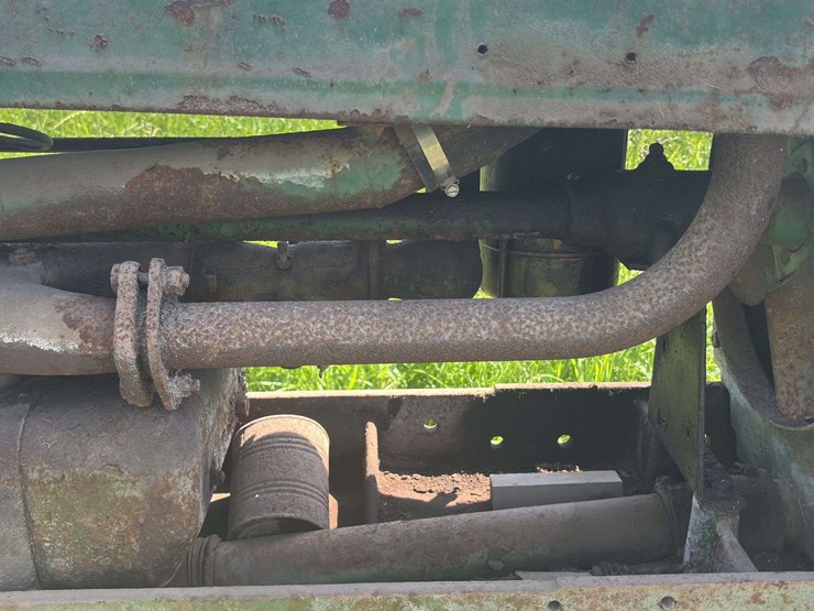 john-deere-model-b-image-16