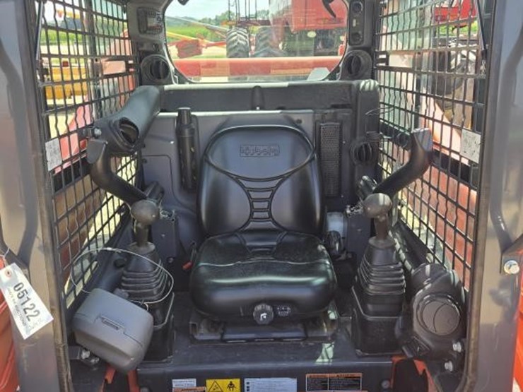 kubota-ssv75-image-13