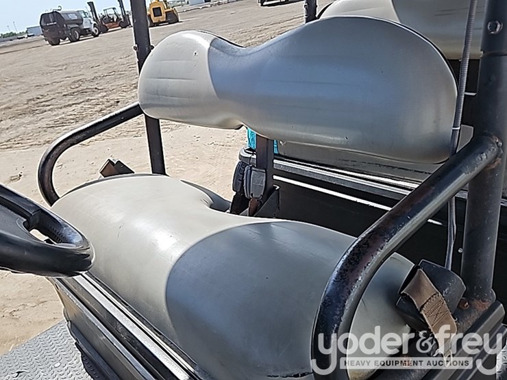 2019-club-car-carryall-1700-image-39