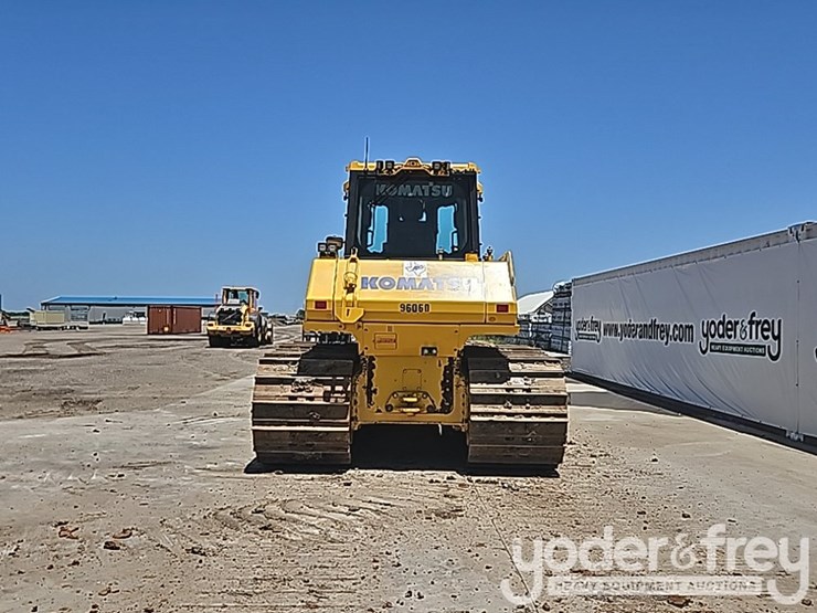 2021-komatsu-d65px-18-image-4