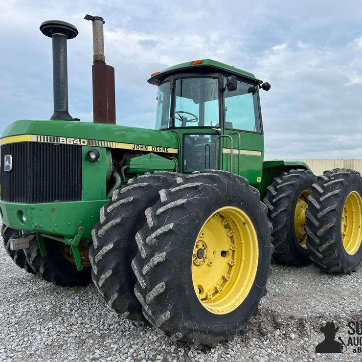JOHN DEERE 8630