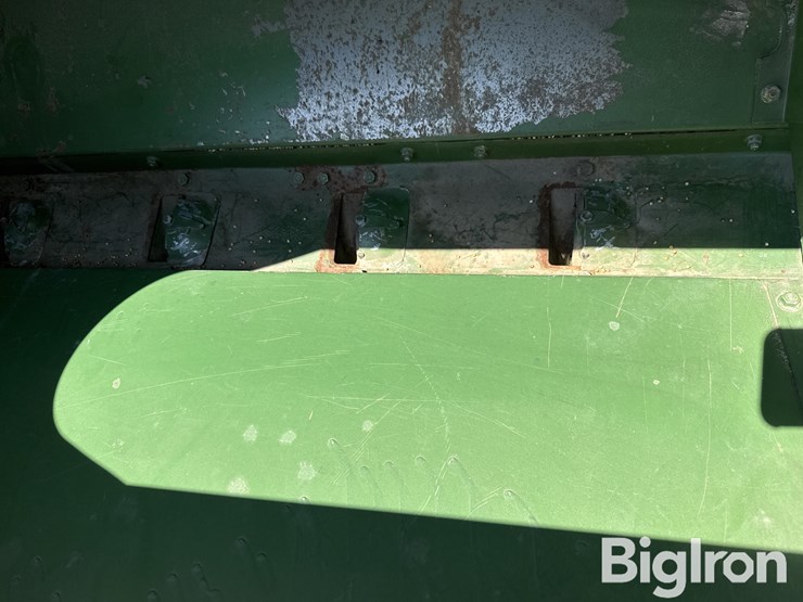 john-deere-8300-image-19