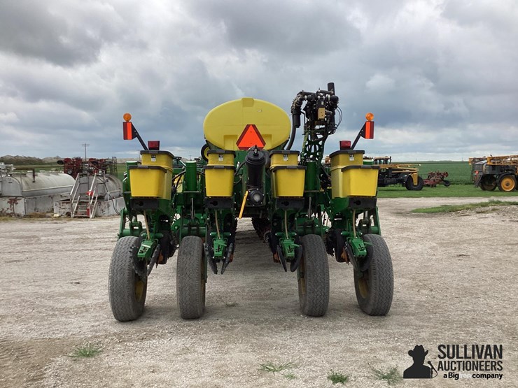2009-john-deere-1770nt-image-6