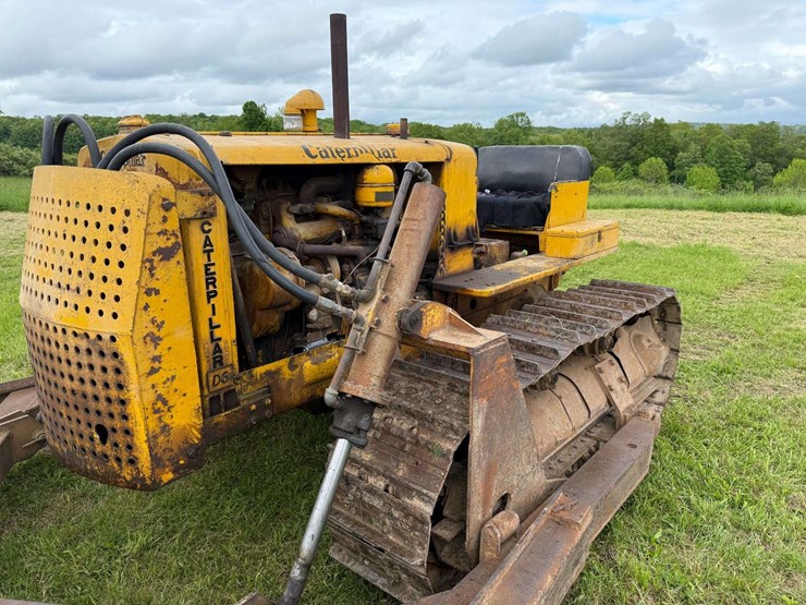 caterpillar-d6-image-10